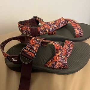 Woodstock Chacos